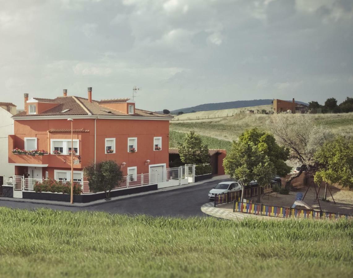 Apartamento 2 4/6 Pax Casa Rural El Sauce. A 2,5 Km De Cuenca Capital Nohales Екстер'єр фото