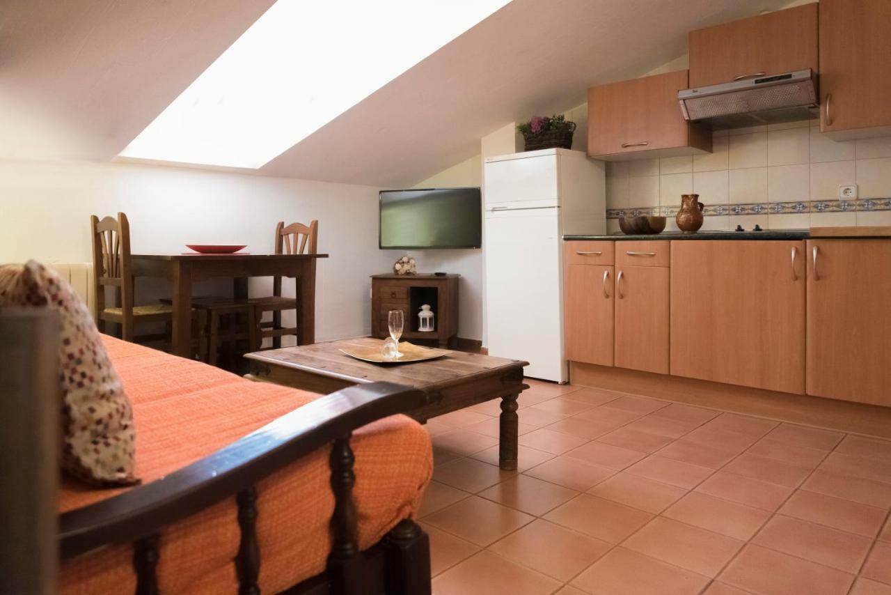 Apartamento 2 4/6 Pax Casa Rural El Sauce. A 2,5 Km De Cuenca Capital Nohales Екстер'єр фото
