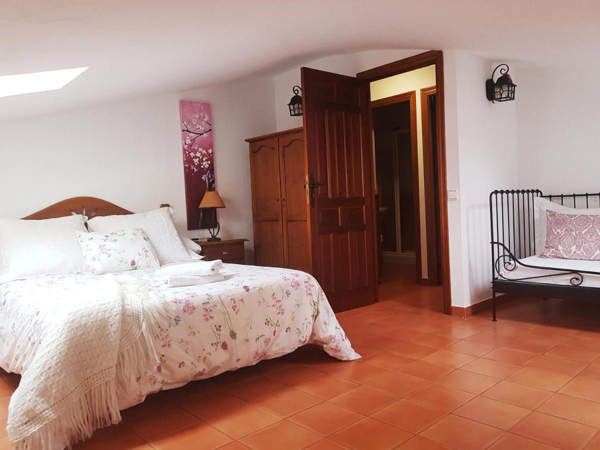 Apartamento 2 4/6 Pax Casa Rural El Sauce. A 2,5 Km De Cuenca Capital Nohales Екстер'єр фото